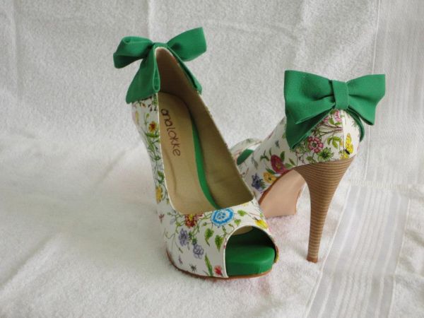 PEEP TOE VERDE FLORAL